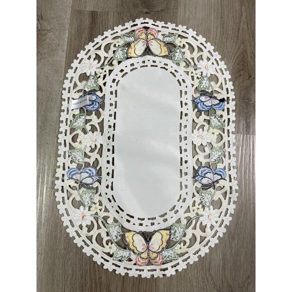 Butterfly‎ Lace Table Oval Floral Embroidered Cutout Doily 100% Polyester - Picture 6 of 8